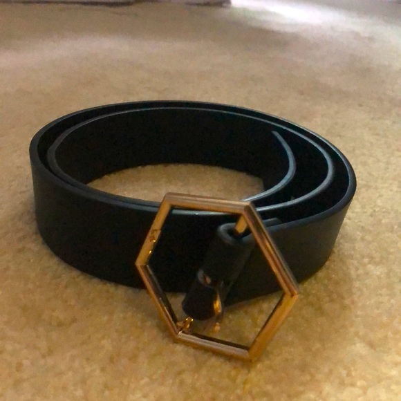 Gold Hexagon Design on Black Belt - Picture 2 of 2